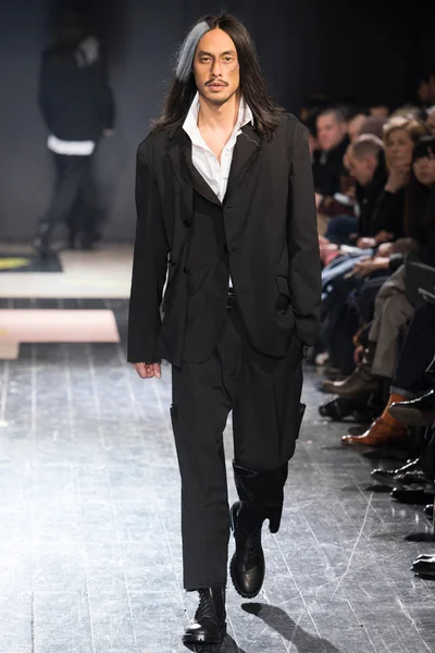Look 14